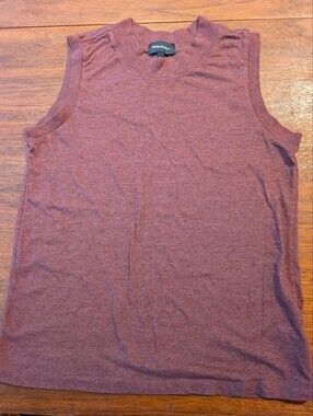 Richer Poorer Burgundy Mock Neck Sleeveless Top XS